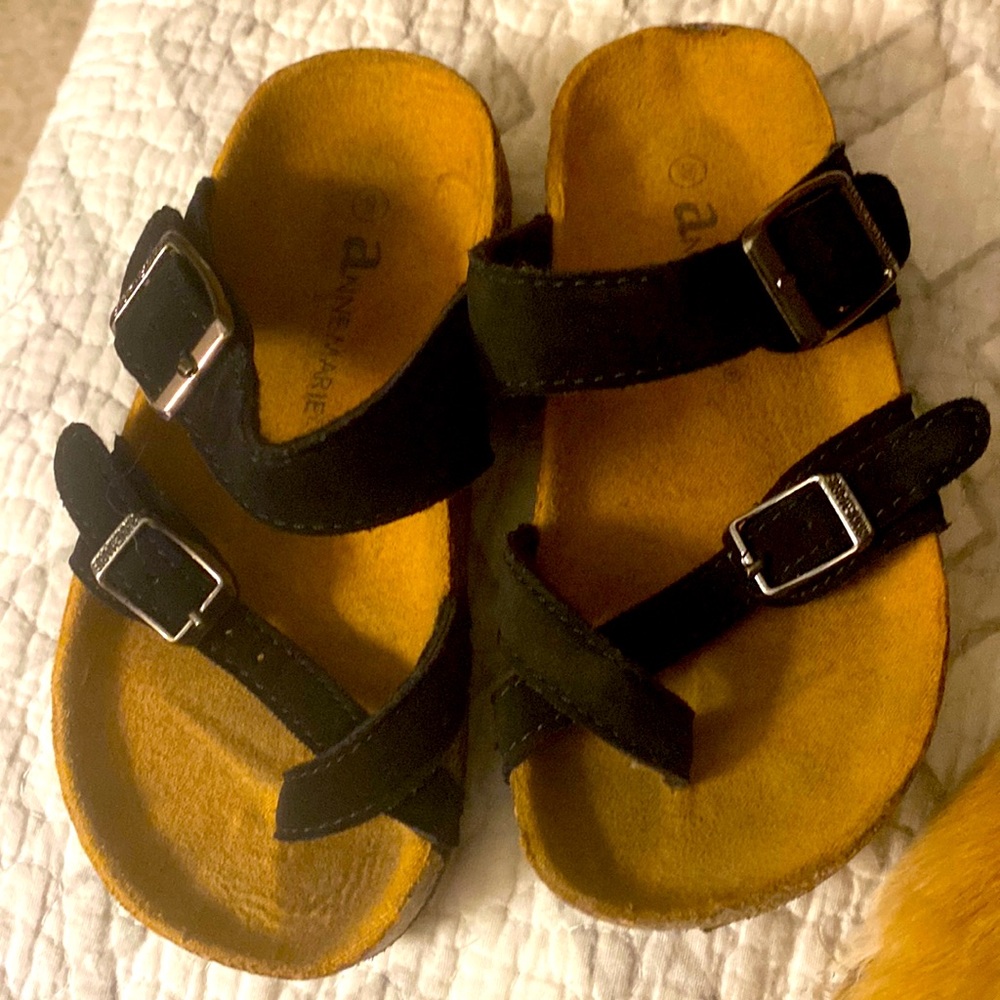 Toddler sandals size 9